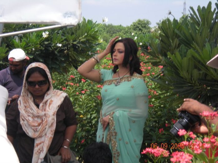 205789_165008636891119_159378824120767_383668_892906_n - Sapna Babul Ka Bidaai-Culoarea Fericirii