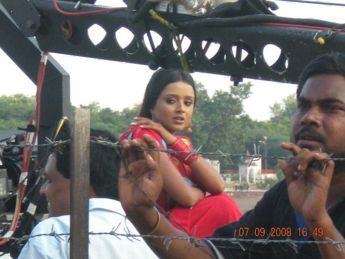 215754_165008550224461_159378824120767_383660_439198_n - Sapna Babul Ka Bidaai-Culoarea Fericirii