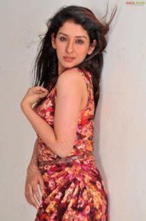sameeksha-flowers-dress-ragalahari-ps25t - Zaara
