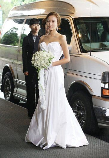 33906_445978527060_186759627060_5970003_3691688_n - a---kim ah joong---a
