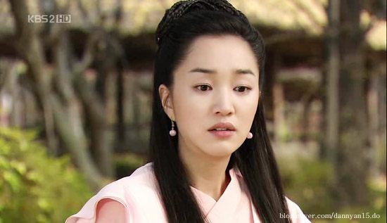 67737509 - bk---jung hwa---kb