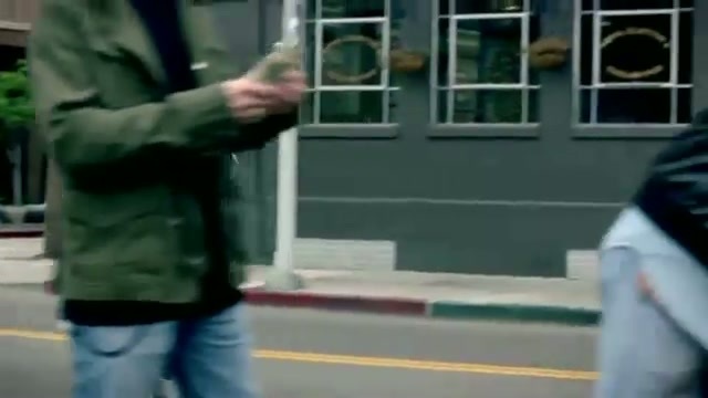 Avril Lavigne Interview 024