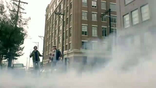 Avril Lavigne Interview 040