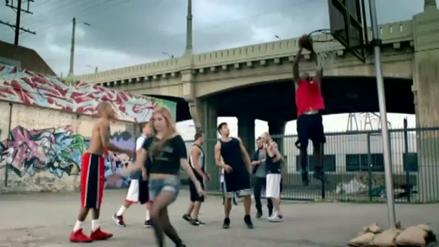 Avril Lavigne Interview 305