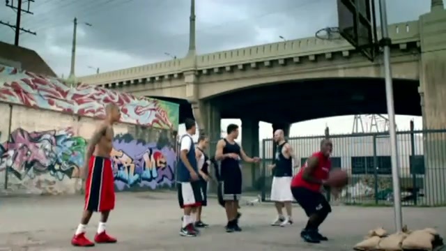 Avril Lavigne Interview 309