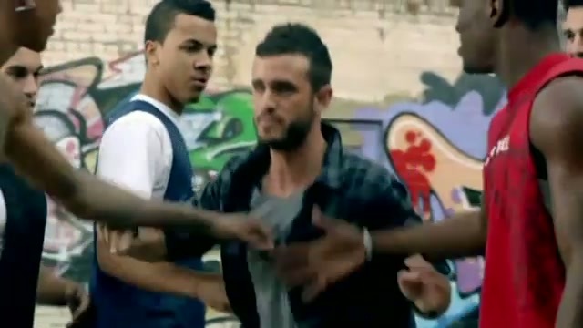 Avril Lavigne Interview 316