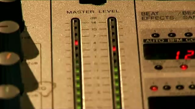 Avril Lavigne Interview 442