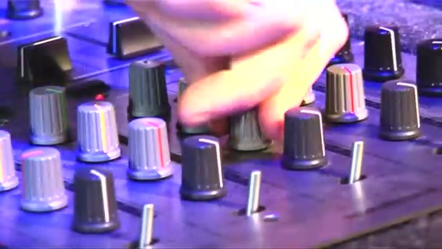 Avril Lavigne Interview 446