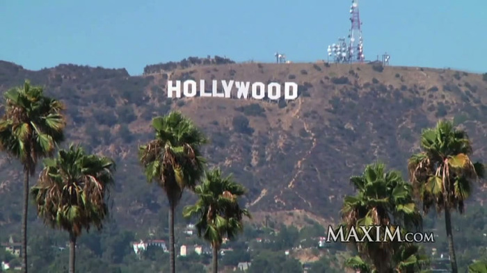 Maxim Exclusive Avril Lavigne - 2010 November Cover Shoot 050