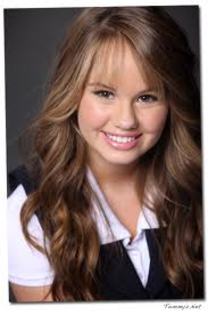 Debby Ryan dragutza