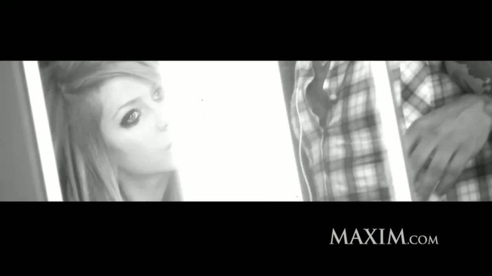 Maxim Exclusive Avril Lavigne - 2010 November Cover Shoot 071