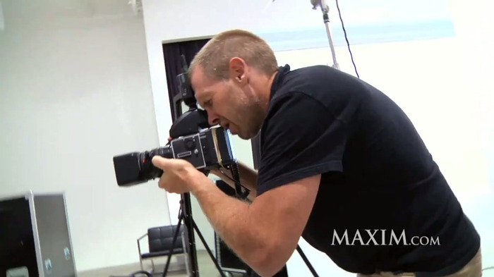 Maxim Exclusive Avril Lavigne - 2010 November Cover Shoot 283