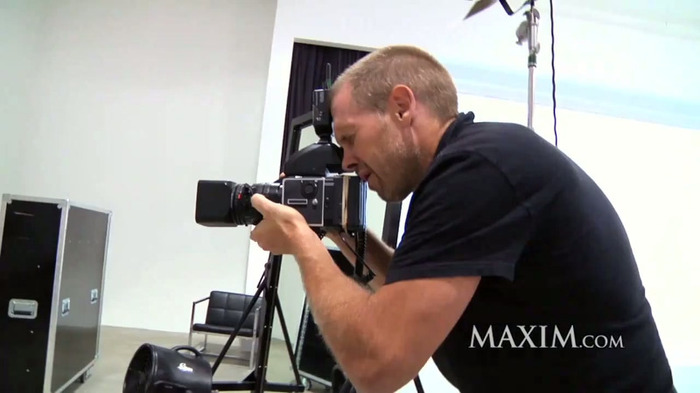 Maxim Exclusive Avril Lavigne - 2010 November Cover Shoot 285