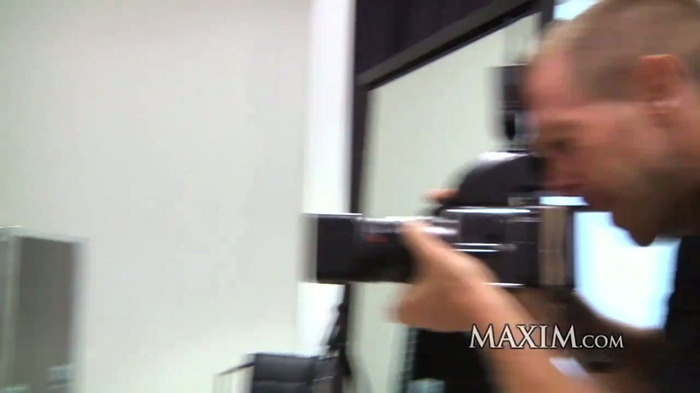 Maxim Exclusive Avril Lavigne - 2010 November Cover Shoot 288