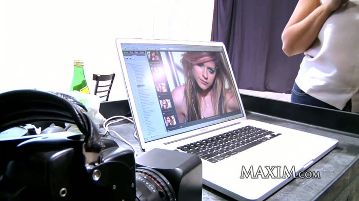 Maxim Exclusive Avril Lavigne - 2010 November Cover Shoot 325
