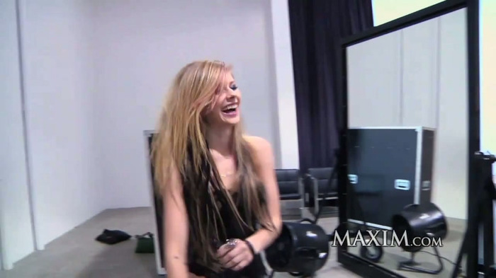 Maxim Exclusive Avril Lavigne - 2010 November Cover Shoot 354