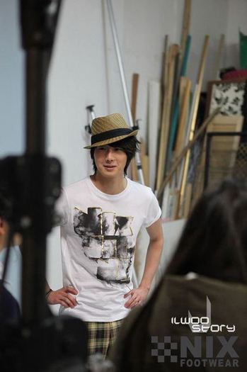 363bd2d0cd1ba9e0562c84a - a---jung il woo---a