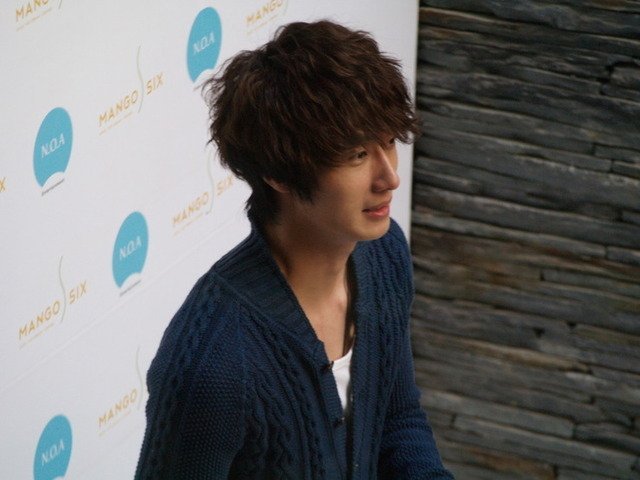 2402f3510584bedad0581b0 - a---jung il woo---a