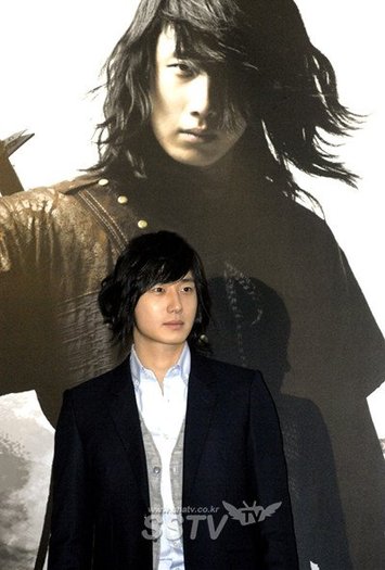 9854a180c69e4246cf97960 - a---jung il woo---a