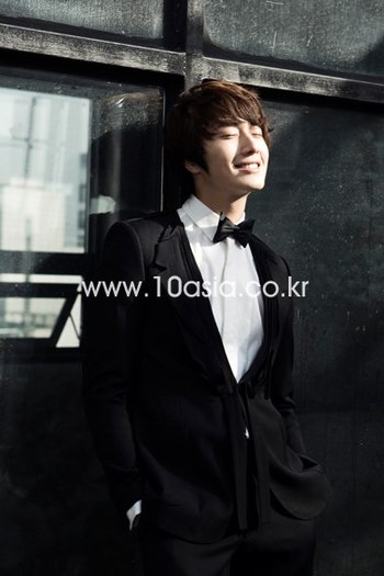 20110428143121002001 - a---jung il woo---a