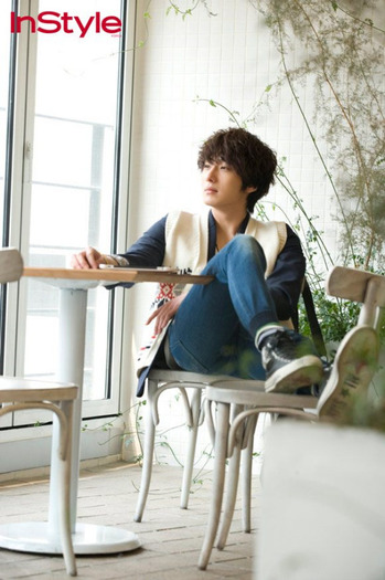 board201104261645592 - a---jung il woo---a