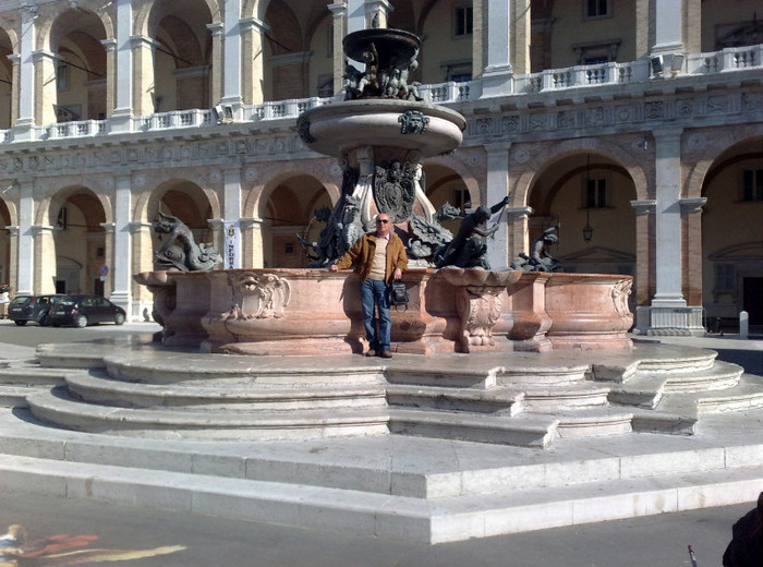 20042011717 - ASSISI SAN FRANCESCO E LORETO PLUS LORETO DECEMBRIE 2011