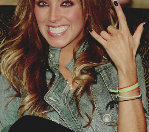 tumblr_lor43bxFIx1qkeps0o1_500_large