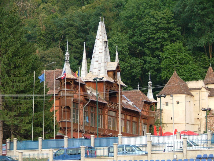 o vilà veche - ZILELE MEDIEVALE BRASOV