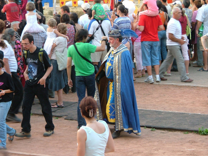 costum medieval - ZILELE MEDIEVALE BRASOV