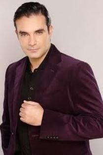 images (11) - Mauricio Islas