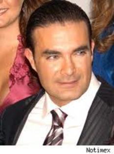 images (26) - Mauricio Islas