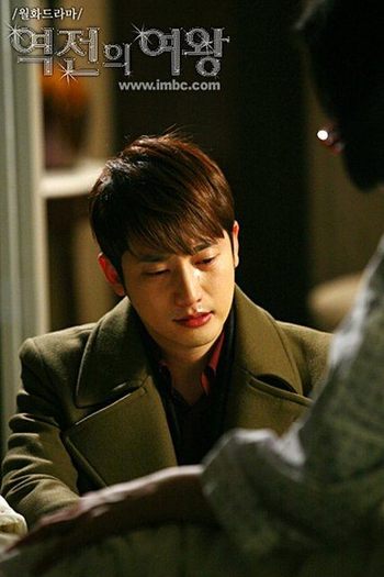 18056618111111859194815 - a---park shi hoo---a