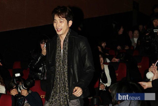 18202318128846524088015 - a---park shi hoo---a