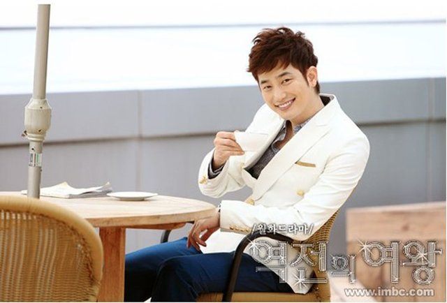 74638165280016841725152 - a---park shi hoo---a