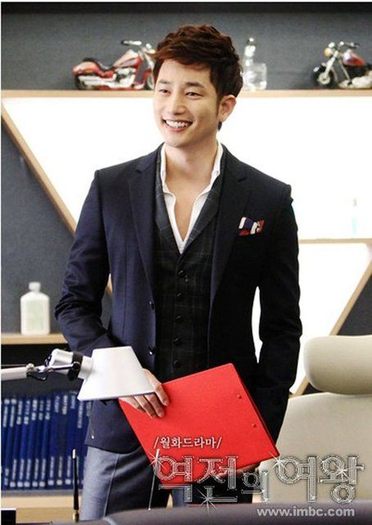 34788165138780189182152 - a---park shi hoo---a