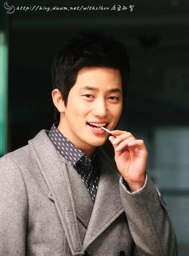 img8112e1 - a---park shi hoo---a