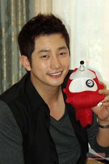img1927219f - a---park shi hoo---a
