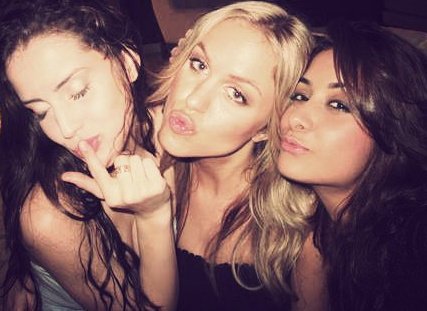 263790_100419743388176_100002604511346_1359_3757965_n