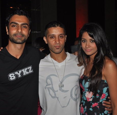 264218_100422343387916_100002604511346_1378_3056239_n