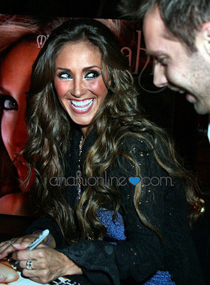 normal_12 - 00 Anahi en Micky s