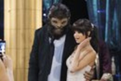 vampirul cu selena - Selena gomez