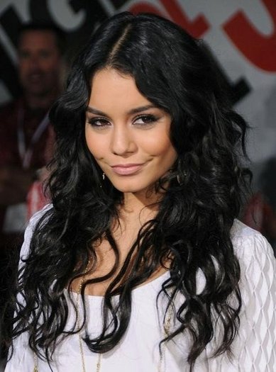 Vanessa_Hudgens_1244042593_4 - xxVanessa Hudgensxx