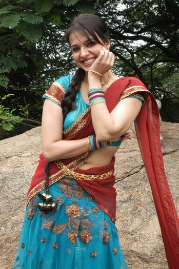 saloni-aswani_(43)