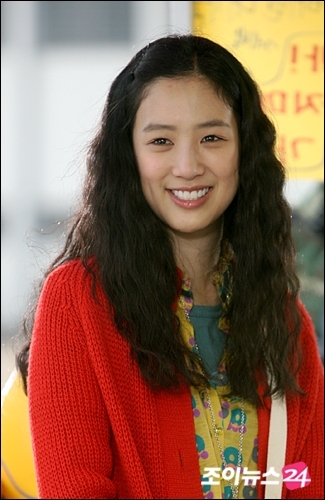 1175927896146_1 - Jung Ryeo Won - cateva poze