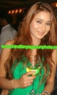 39844113_AJIOFBWLE - Sara Khan