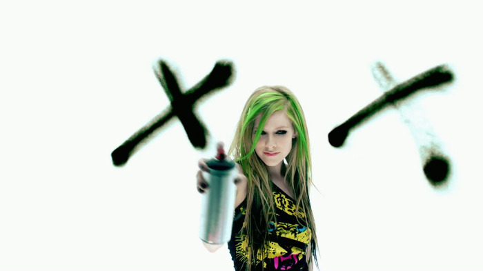 Avril Lavigne - Smile 0018 - Avril - Lavigne - Smile - Official - Music - Video - Caps - Paart 1