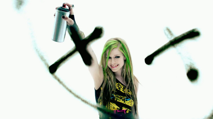 Avril Lavigne - Smile 0029 - Avril - Lavigne - Smile - Official - Music - Video - Caps - Paart 1