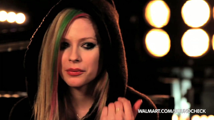 Avril Lavigne on Walmart Soundcheck_ Twitter 091