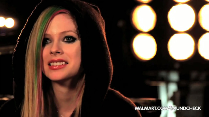 Avril Lavigne on Walmart Soundcheck_ Twitter 138
