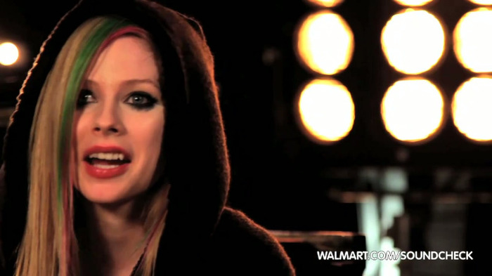 Avril Lavigne on Walmart Soundcheck_ Twitter 140